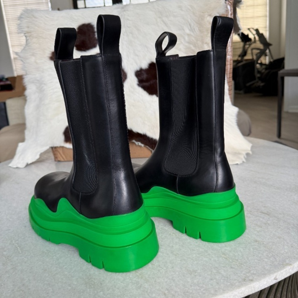 Bottega Veneta 630284 Military Calf Black Leather BV Green Black Tire Boots, 44+ - Picture 8 of 12